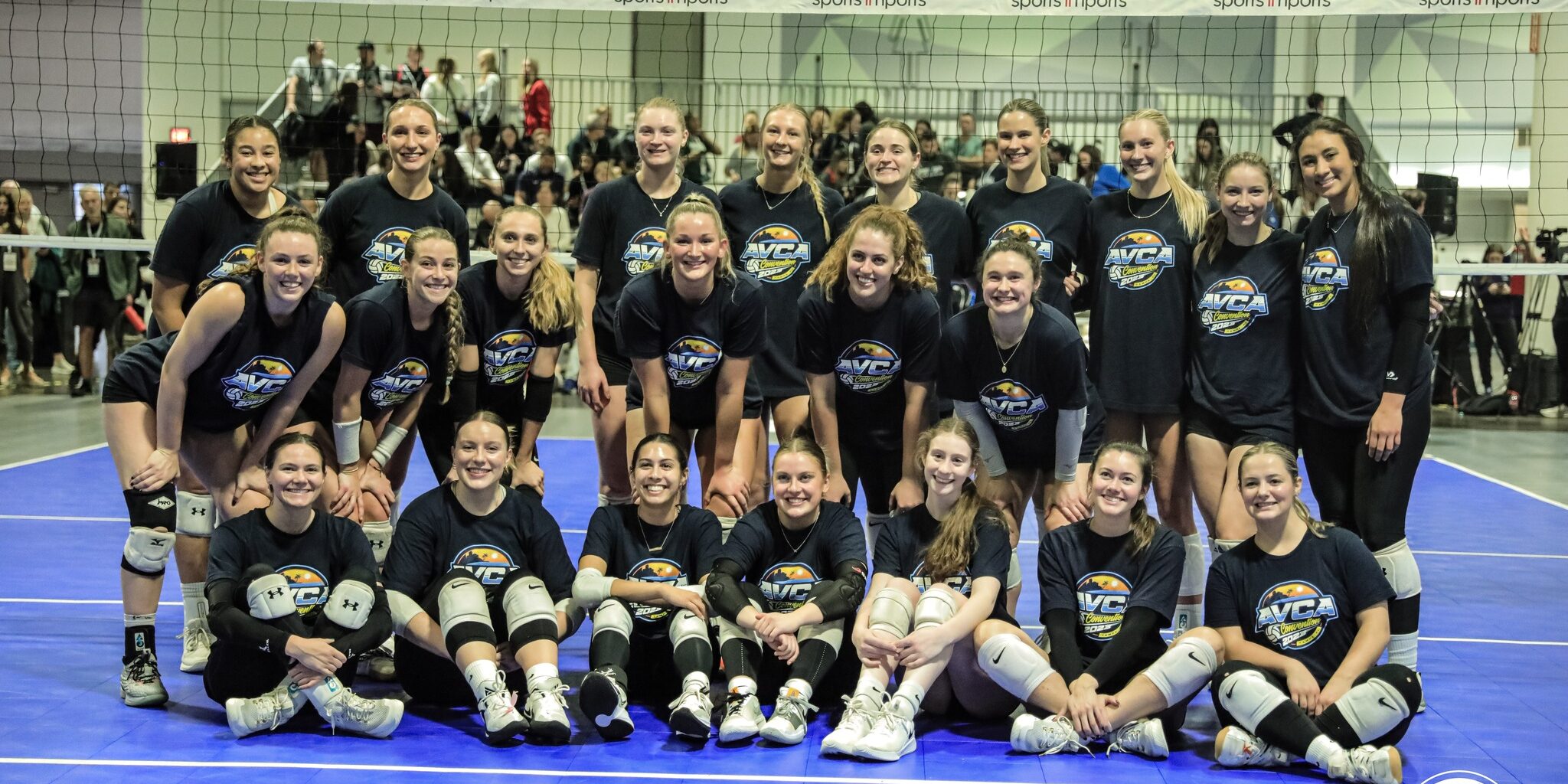 411233603_890764182708455_2832083412550625200_n Class of AVCA Student Athlete Demonstrators posing for a photo after demonstrating at the AVCA Convention