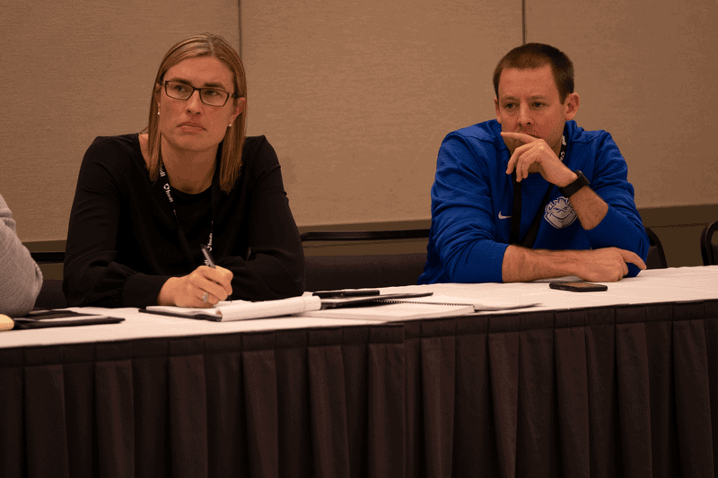 KFACXOTxFTsxNHOu AVCA Committee members sharing feedback at the AVCA Convention